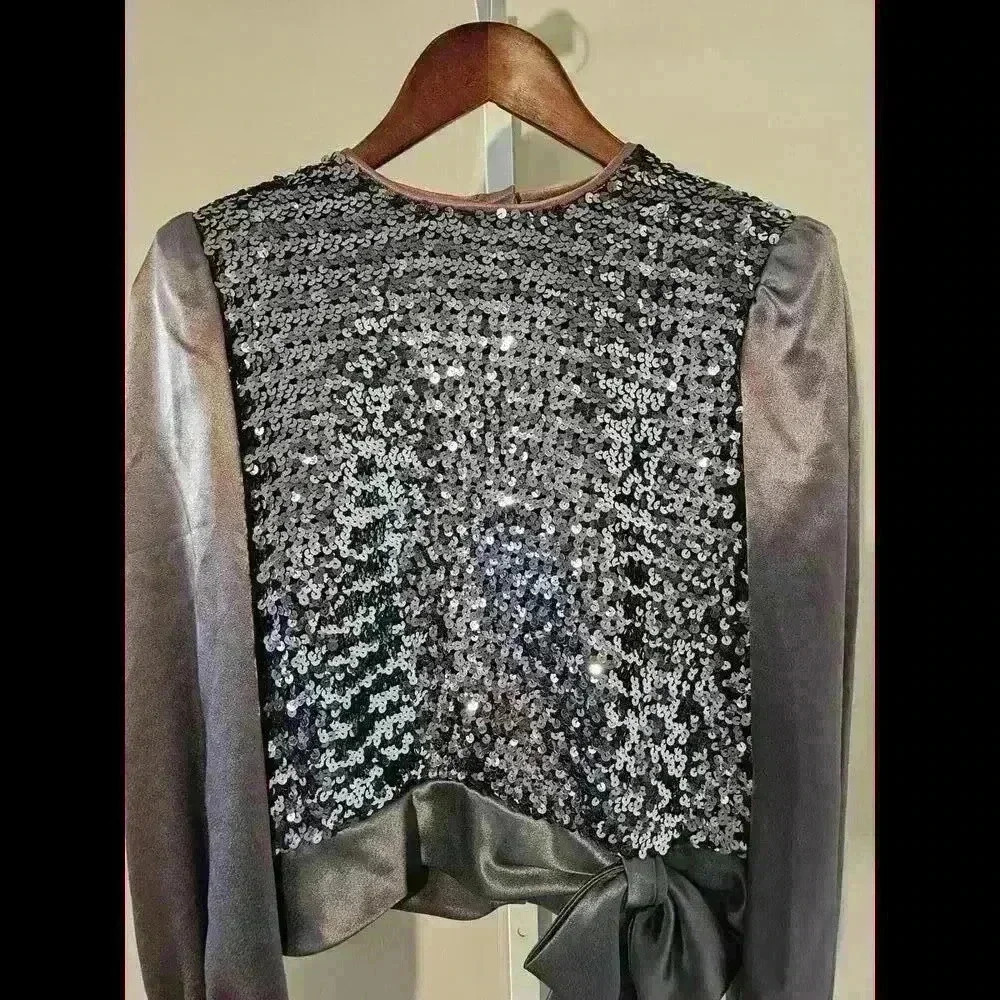 RARE VINTAGE FIND! Elegant Sequin-Covered Crop Top with Satin Sleeves - Picture 6 of 7